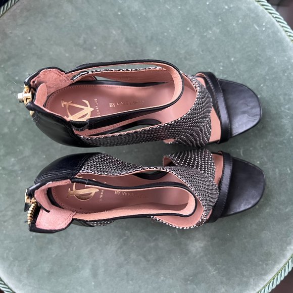 Vince Camuto Black Heels  | Size 8.5M - Picture 9 of 9